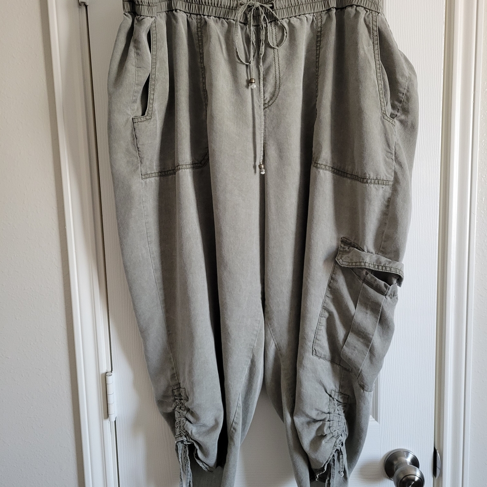 Women's Gray Casual Pants